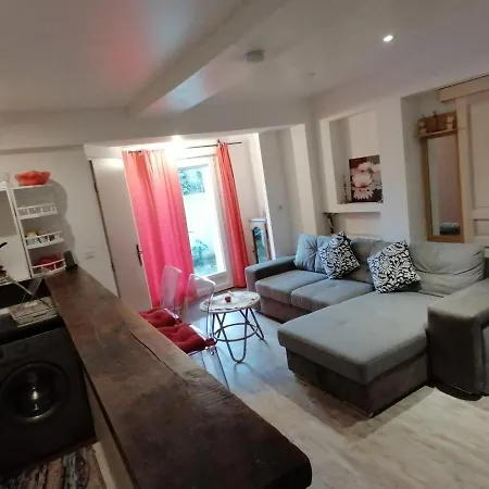 公寓 Independant, 5 Mn De Rouen, Avec Terrasse, Refait A Neuf 弗兰奎维尔-圣皮尔