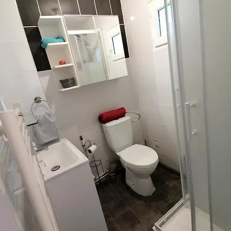 Independant, 5 Mn De Rouen, Avec Terrasse Apartment *