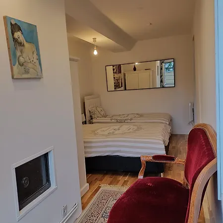 Independant, 5 Mn De Rouen, Avec Terrasse, Refait A Neuf